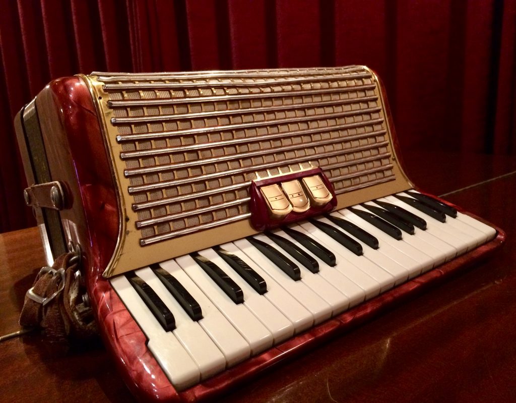 Selling an Accordion Accordion Shop