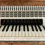 4 reeds new accordion